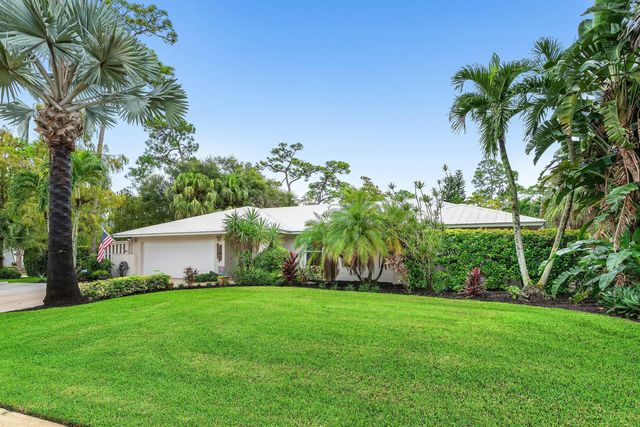 2 of 32 - 100 St Davids Way, Wellington, FL