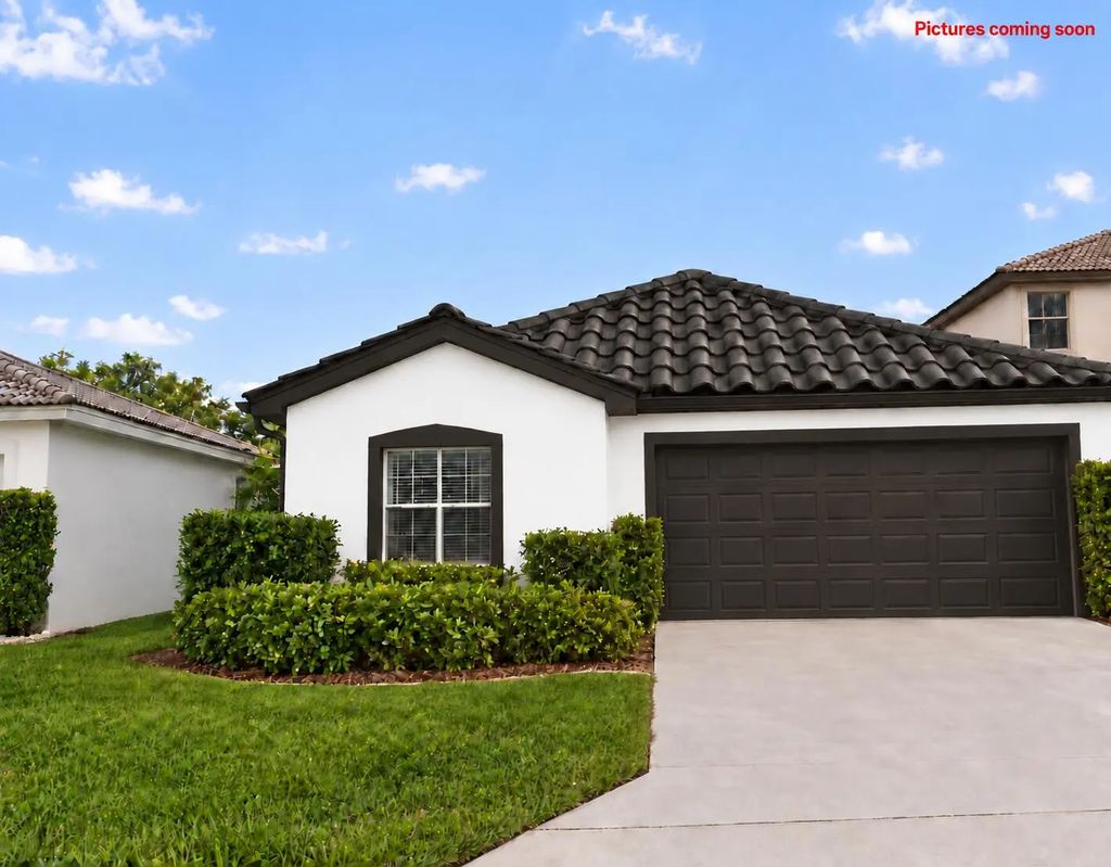 7098 Chesapeake Circle, Boynton Beach