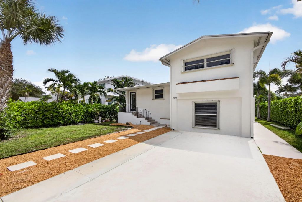 9106 Se Venus Street, Hobe Sound