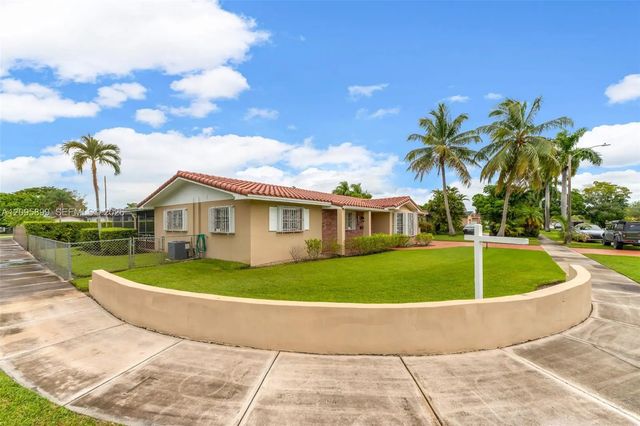 3 of 43 - 1820 Sw 102nd Avenue, Miami, FL