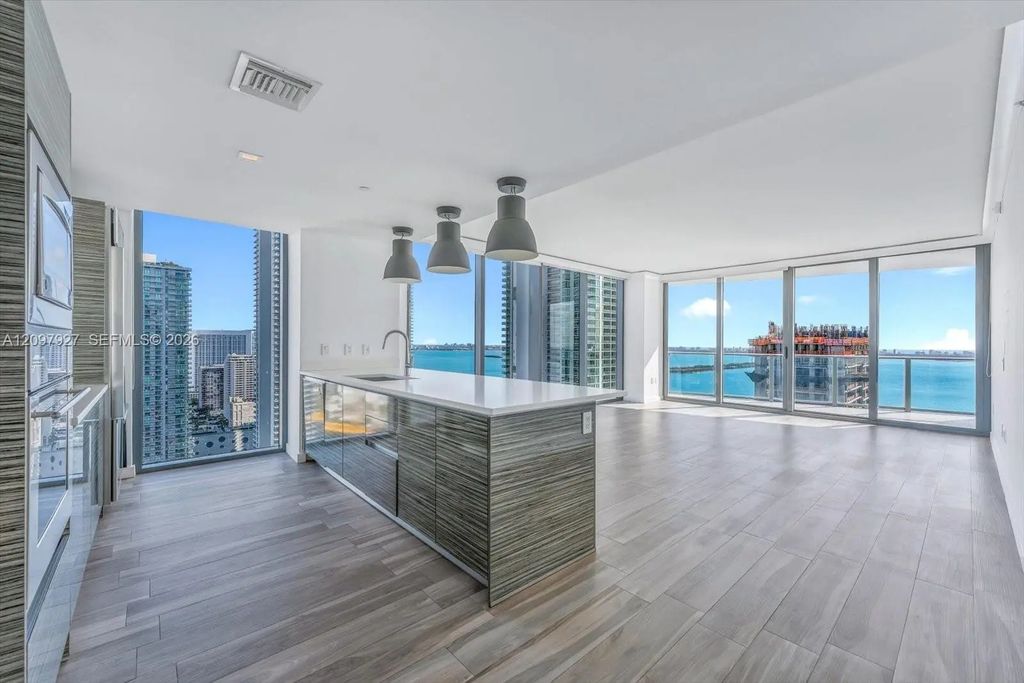 460 Ne 28th Street #3301, Miami