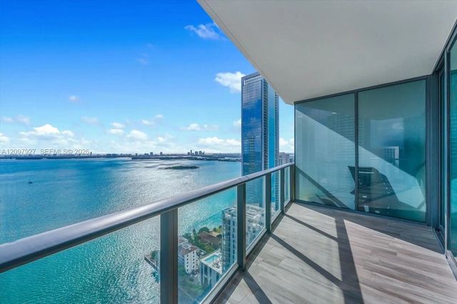 4 of 20 - 460 Ne 28th Street #3301, Miami, FL