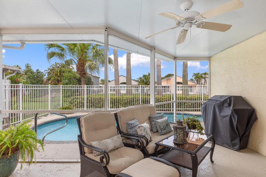 5535 Nw 54th Circle, Coconut Creek