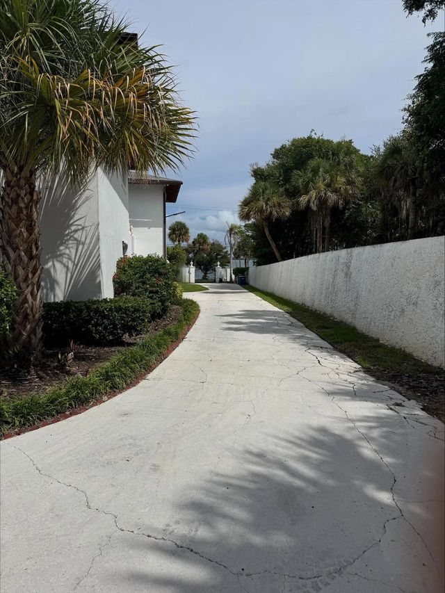 2 of 7 - 1009 S Indian River Drive, Fort Pierce, FL