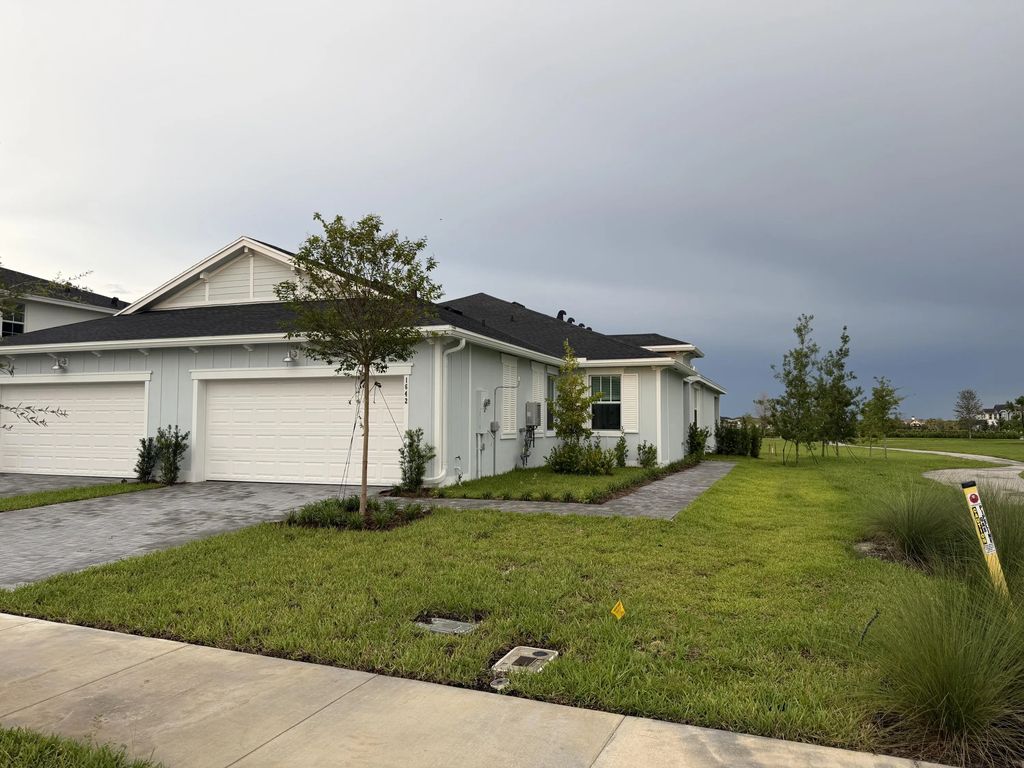 1642 Pelican Post Place, Loxahatchee