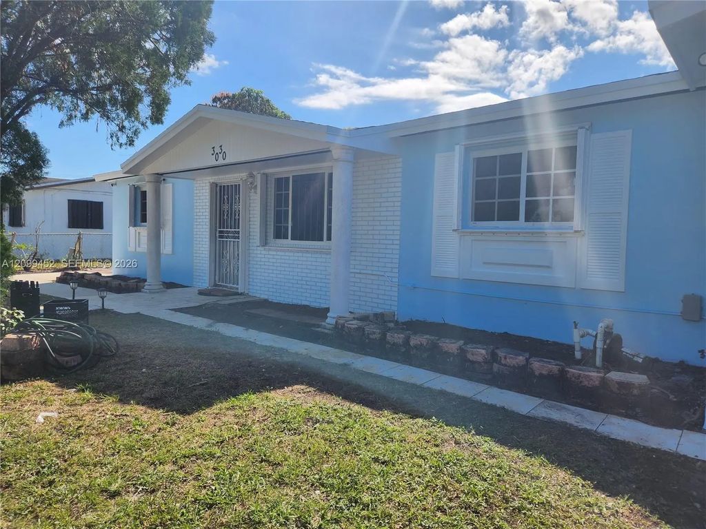 3030 Nw 212th Street, Miami Gardens