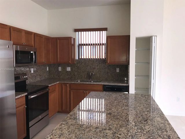 3 of 37 - 3452 Se 2nd Drive, Homestead, FL