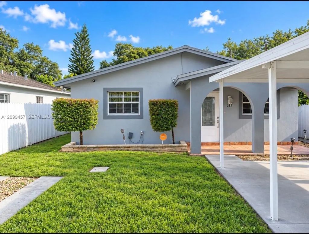 2182 Nw 91st Street #1, Miami