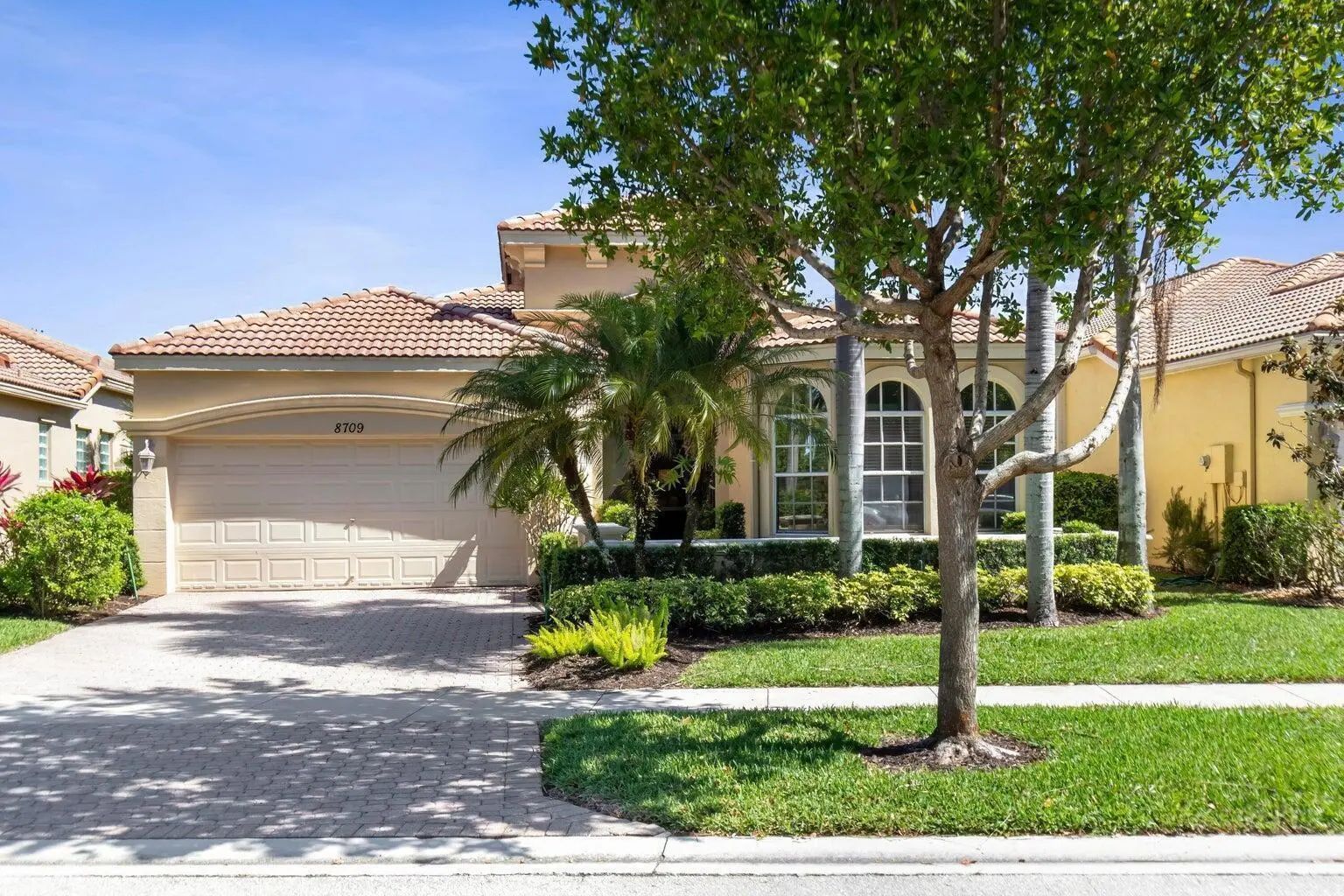 BUENA VIDA Residential listing - MLS B26083344, Wellington FL