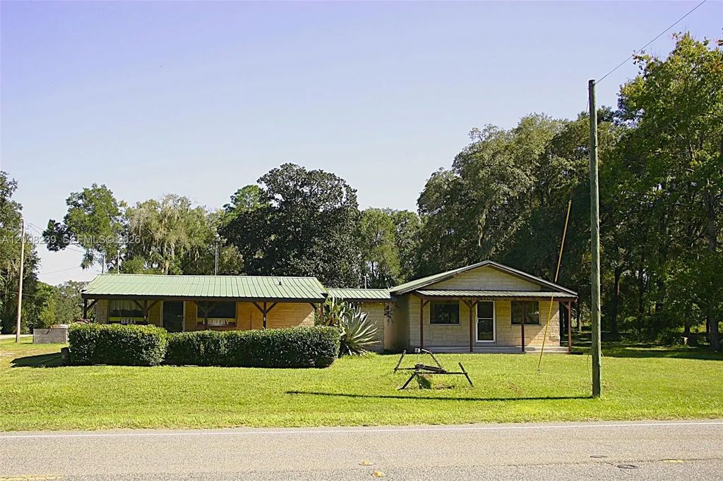 7103 N Carl G Rose Highway, 