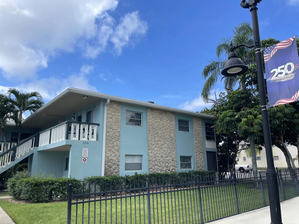 306 E Ocean Avenue #114, Boynton Beach