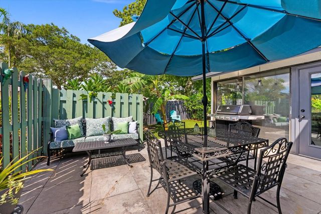 4 of 42 - 819 Nw 25th Avenue, Delray Beach, FL