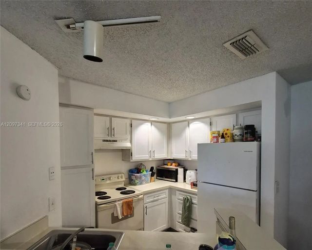 4 of 8 - 3370 N Pinewalk Drive N #1216, Margate, FL