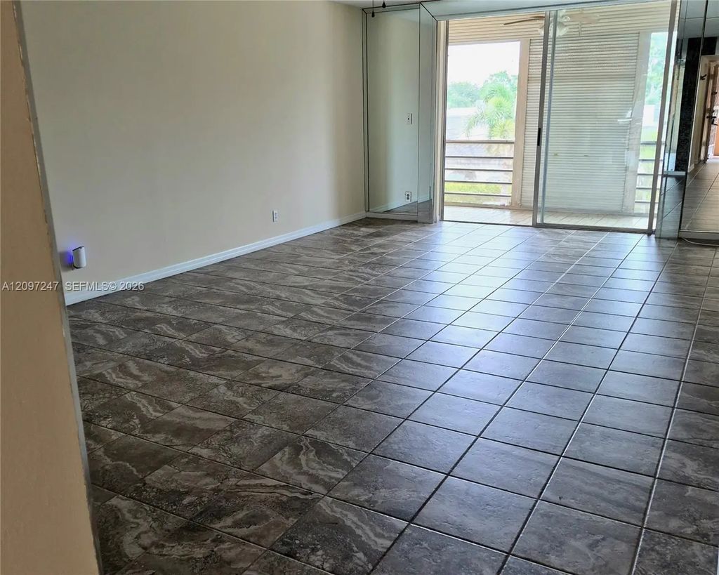 403 Nw 68th Avenue #309, Plantation