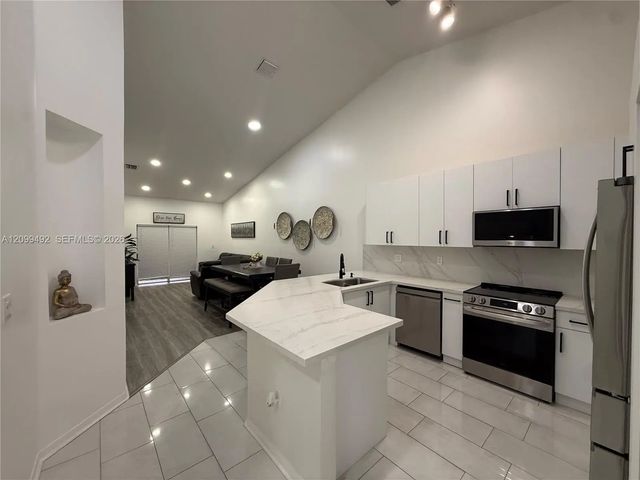 3 of 16 - 1238 Ne 32nd Terrace, Homestead, FL