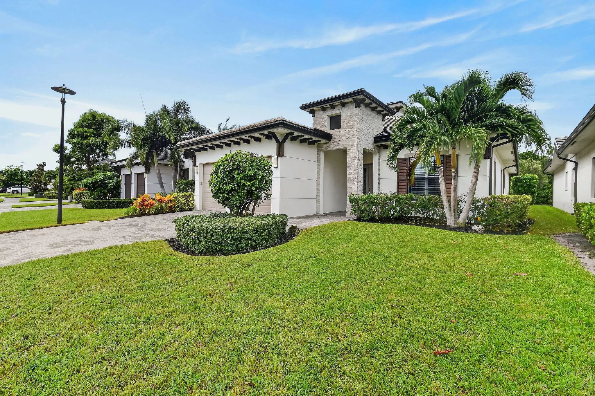 BANYAN CAY RESORT COMMUNITY PLAT Residential home - 2948 Gin Berry Way, West Palm Beach