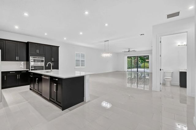 3 of 32 - 2948 Gin Berry Way, West Palm Beach, FL