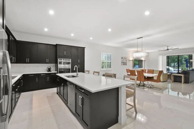 5 of 32 - 2948 Gin Berry Way, West Palm Beach, FL