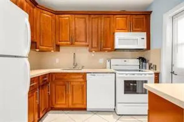 4 of 18 - 400 Ne 20th Street #c311, Boca Raton, FL