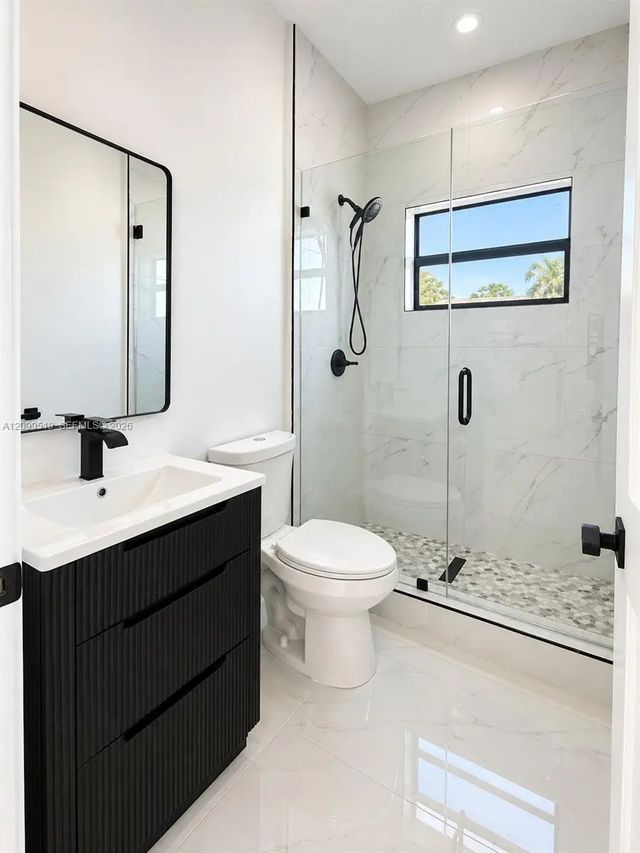 4 of 8 - 1552 Nw 51st Terrace, Miami, FL