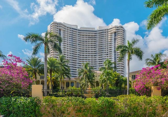 4 of 10 - 1000 W Island Boulevard #2909, Aventura, FL