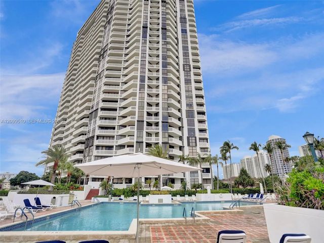 5 of 10 - 1000 W Island Boulevard #2909, Aventura, FL
