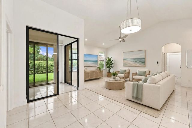 5 of 50 - 8292 Waterline Drive #106, Boynton Beach, FL