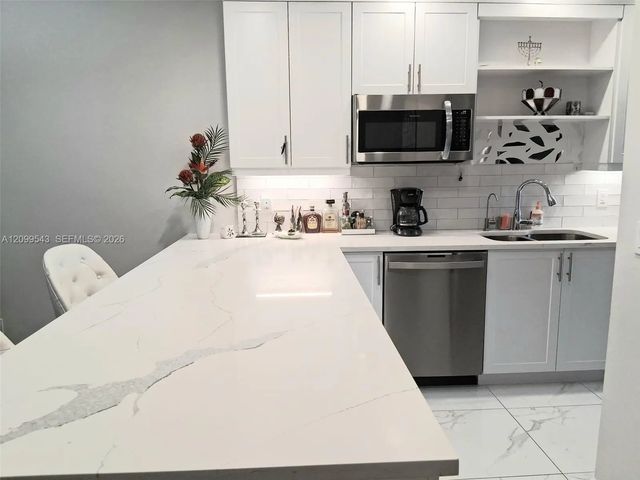 2 of 25 - 1150 Boxwood Drive #101, Delray Beach, FL