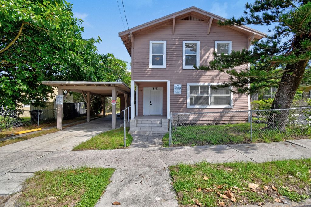 885 7th Street, West Palm Beach