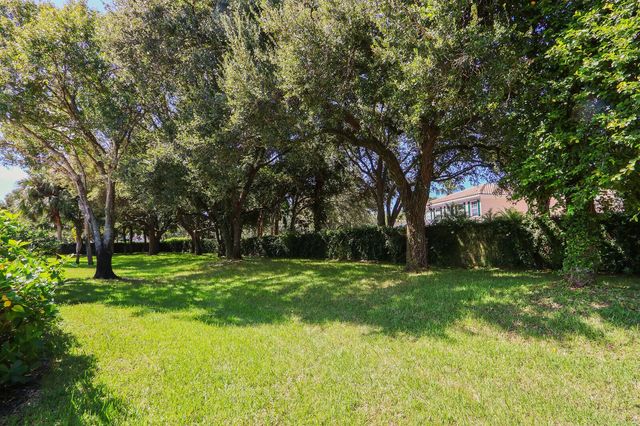 4 of 31 - 8701 Chapman Oak Court, Palm Beach Gardens, FL