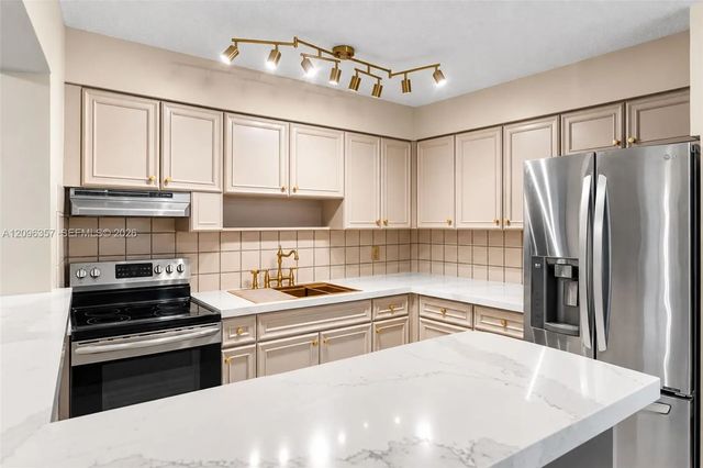 3 of 8 - 1459 42nd Street, West Palm Beach, FL