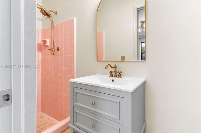 5 of 8 - 1459 42nd Street, West Palm Beach, FL