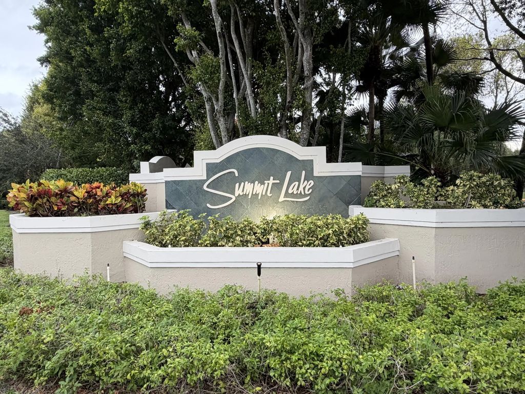 804 Summit Lake Drive, West Palm Beach