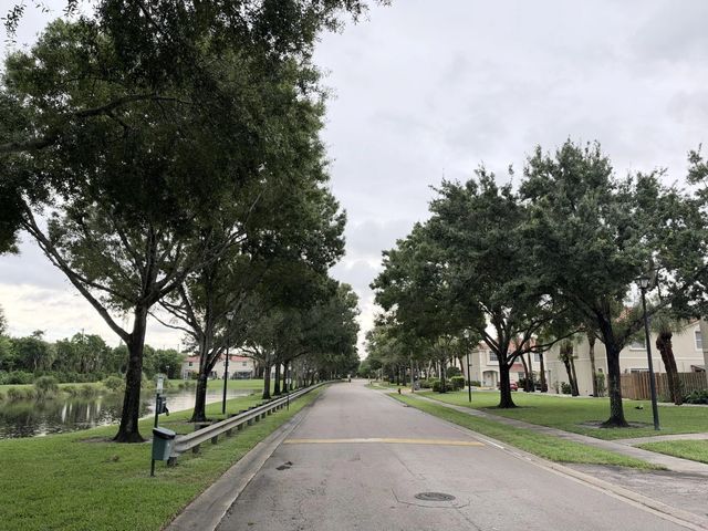 3 of 23 - 804 Summit Lake Drive, West Palm Beach, FL