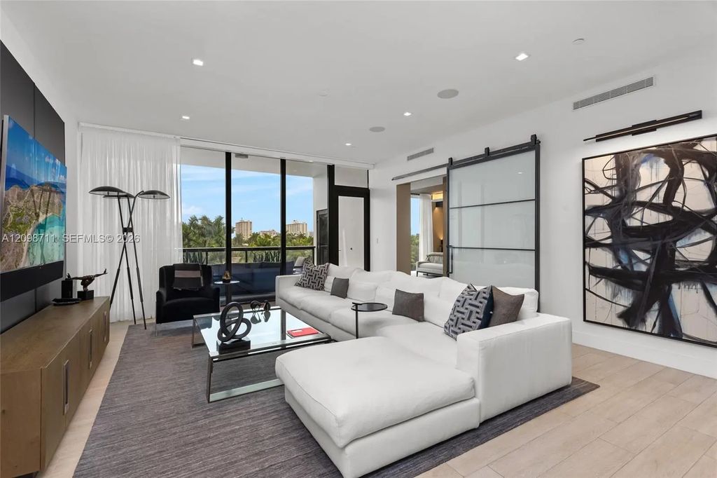 30 Isle Of Venice Drive #ph3, Fort Lauderdale