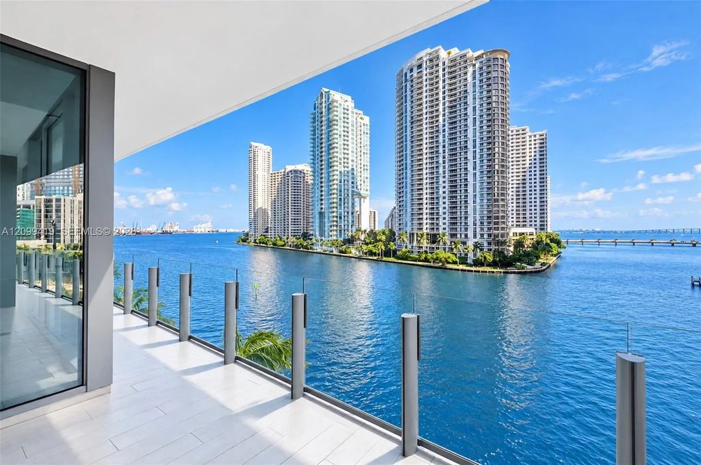 300 Biscayne Boulevard Way #503c, Miami