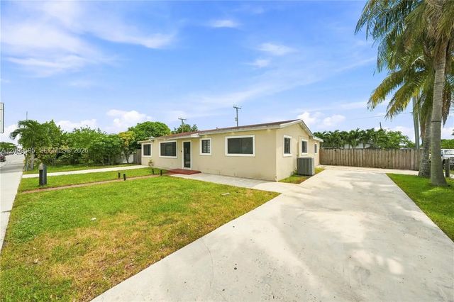 3 of 47 - 4041 W 8th Avenue, Hialeah, FL