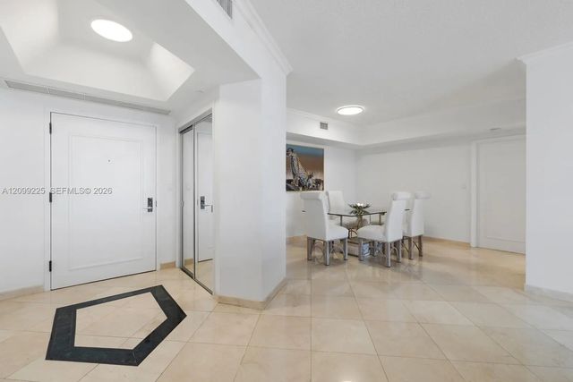 3 of 35 - 2000 Island Boulevard #1710, Aventura, FL