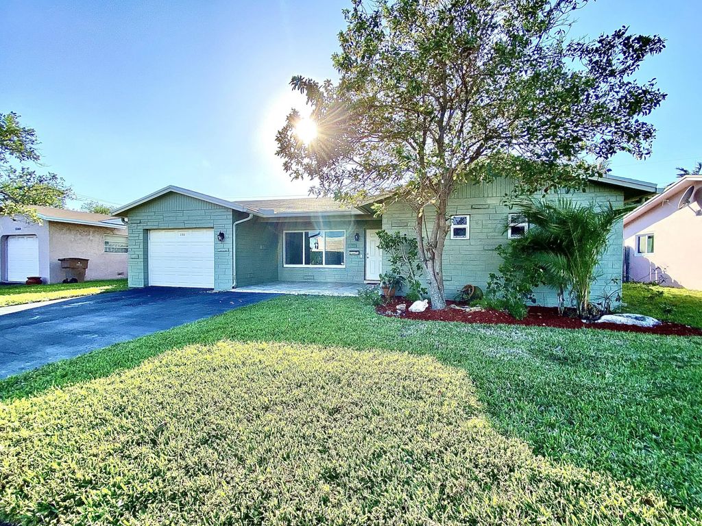 213 Ne 9th Avenue, Deerfield Beach