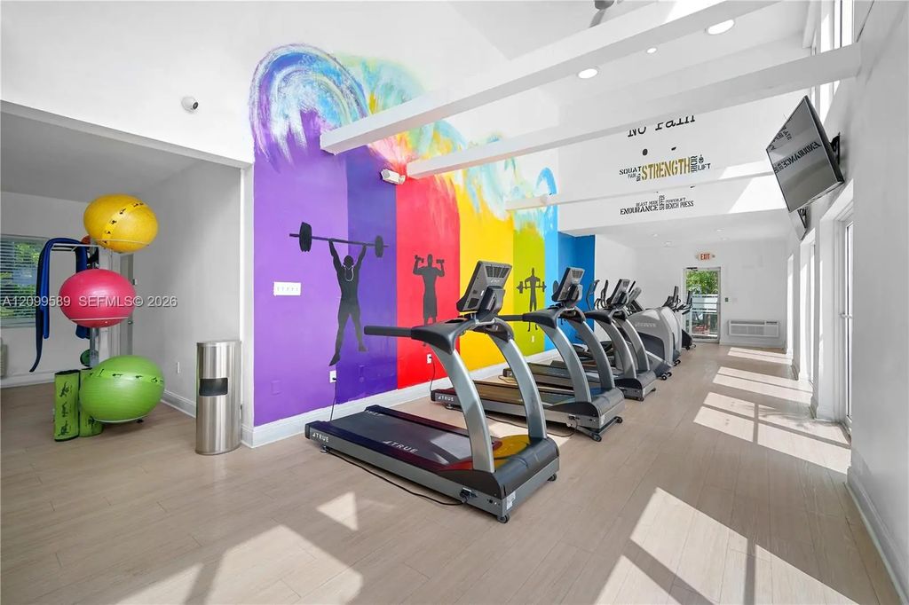 245 Ne 53 Street #4, Miami