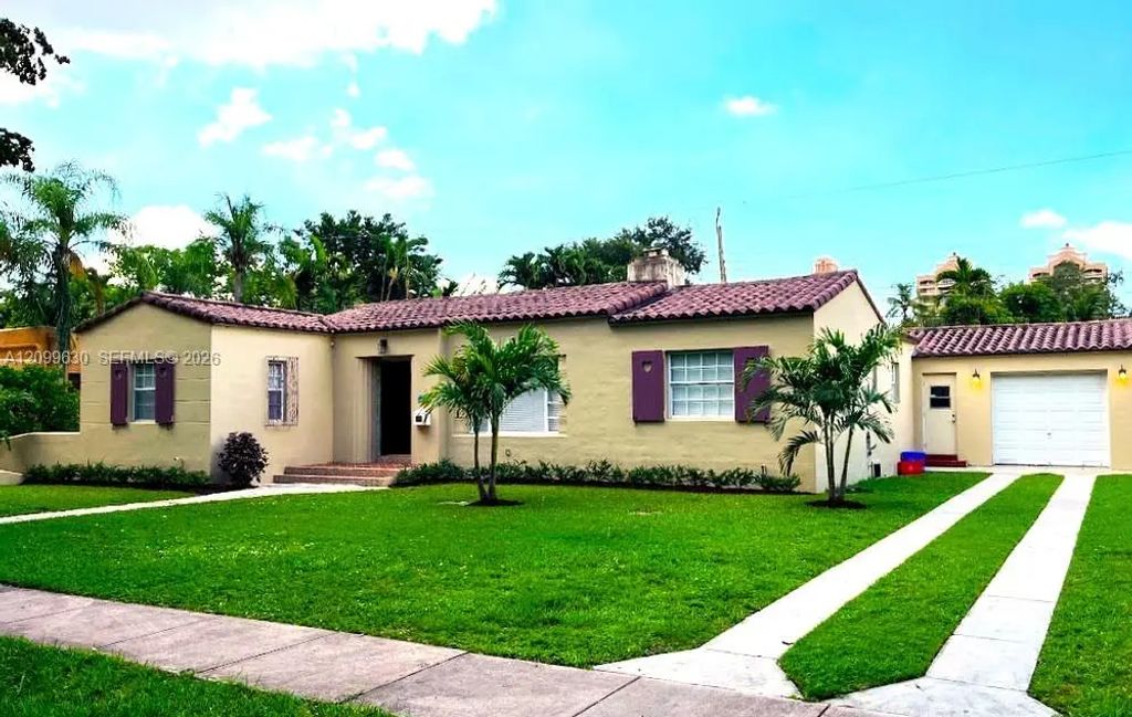 628 Alcazar Avenue, Coral Gables