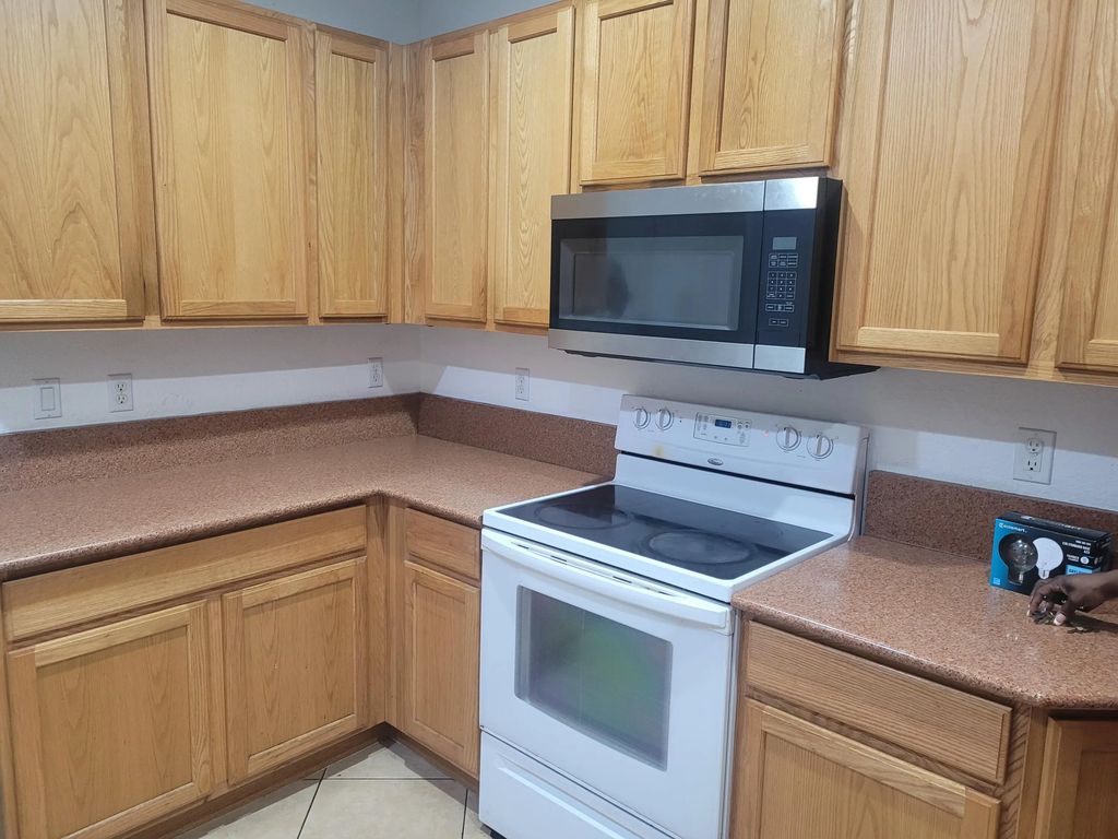 4206 Cohune Palm Court, Greenacres