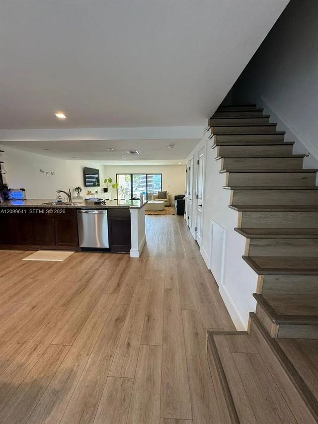 5 of 12 - 3720 Ne 167th Street #39, North Miami Beach, FL