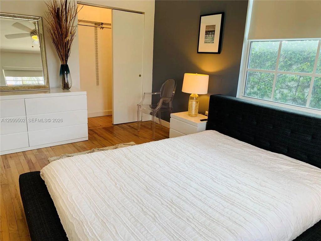 2840 Pine Tree Drive #1, Miami Beach