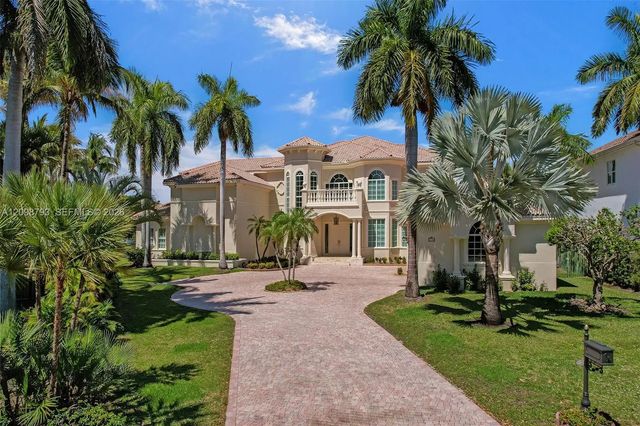 2 of 43 - 1130 Harbor Court, Hollywood, FL