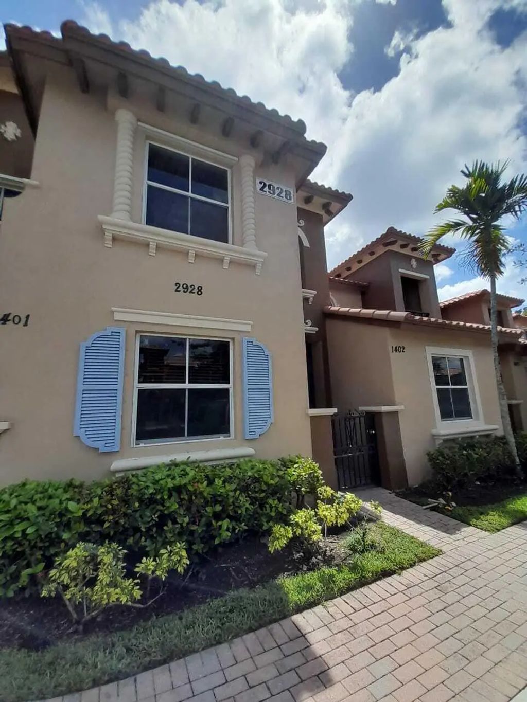 2928 Hidden Hills Road #1402, West Palm Beach