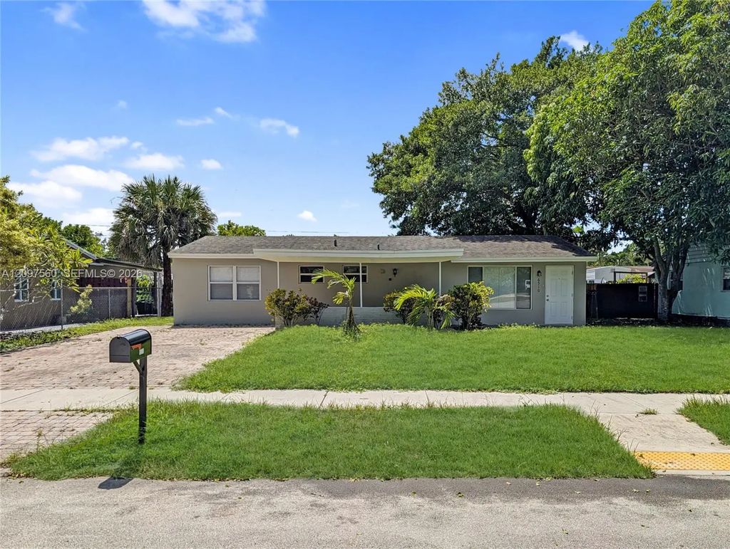 6510 Sw 16th Court, North Lauderdale
