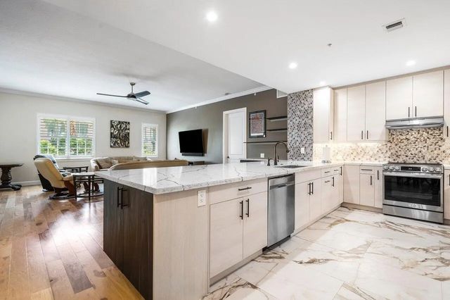 200 Ne 2nd Avenue #209, Delray Beach