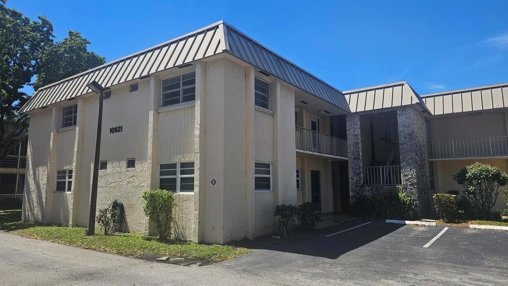10821 N Military Trail #4, Palm Beach Gardens