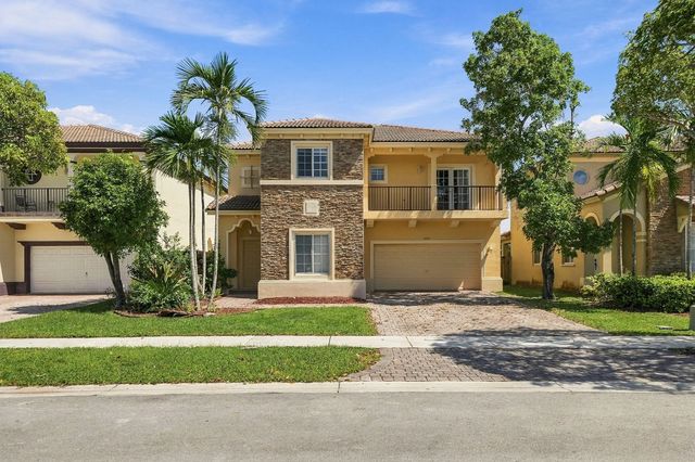 22121 Sw 87th Place, Cutler Bay